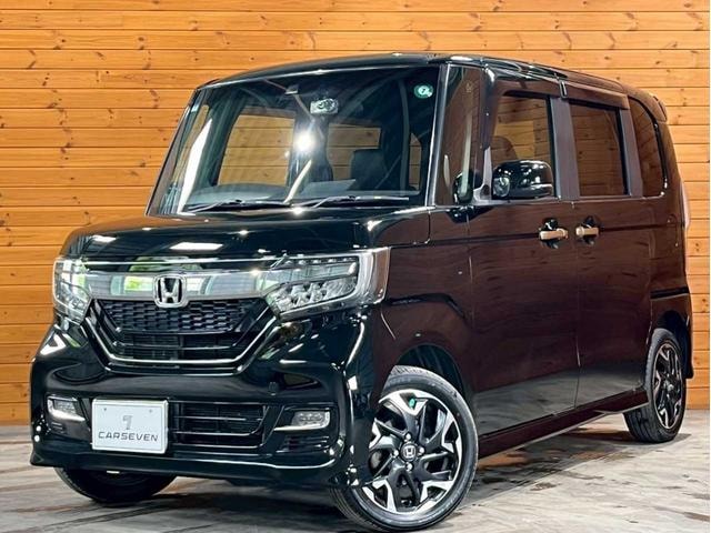 Honda N-BOX CUSTOM 2018 — фото автомобиля 1