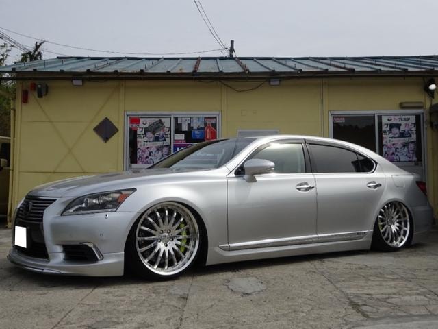 Lexus LS 2013 — фото автомобиля 1