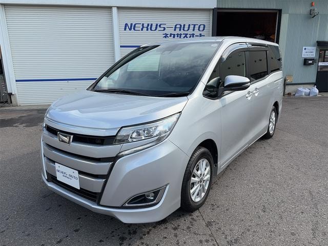 Toyota NOAH 2017 — фото автомобиля 1