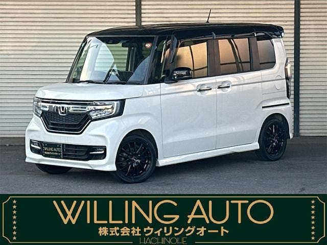 Honda N-BOX CUSTOM 2017 — фото автомобиля 1