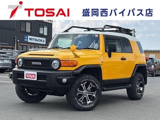 Toyota FJ CRUISER 2014 — фото автомобиля