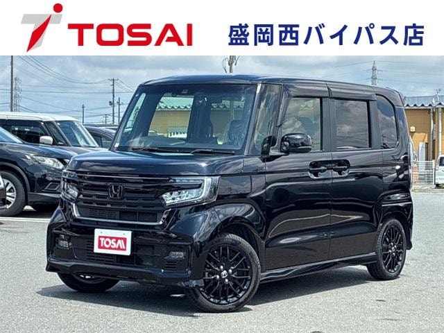 Honda N-BOX CUSTOM 2022 — фото автомобиля 1