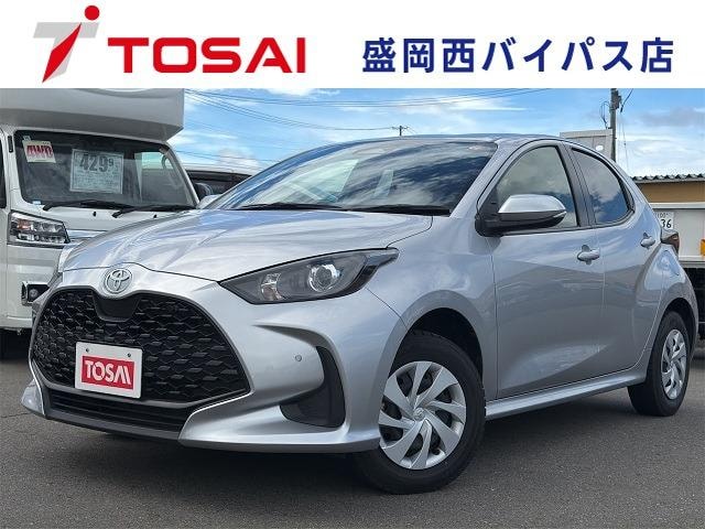 Toyota YARIS 2024 — фото автомобиля 1