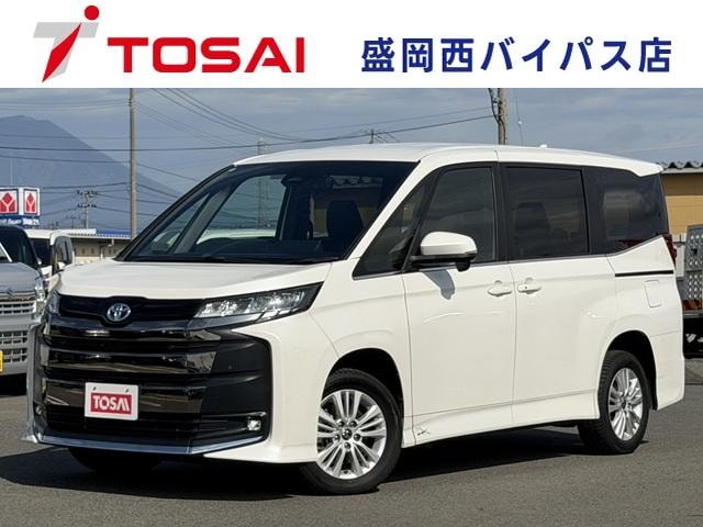 Toyota NOAH 2024 — фото автомобиля 1