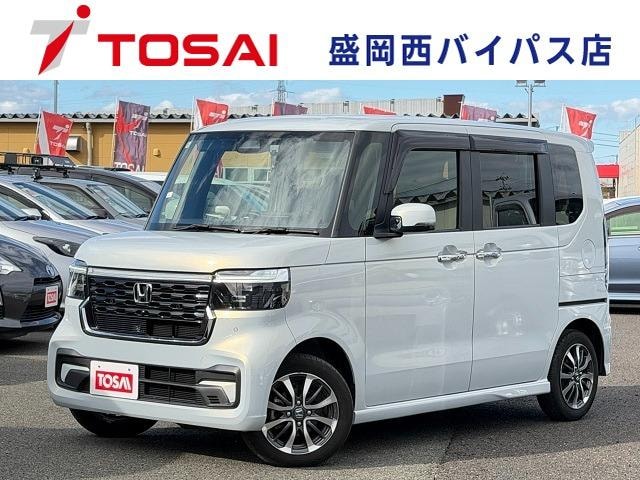 Honda N-BOX CUSTOM 2024 — фото автомобиля 1
