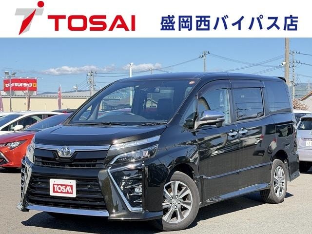 Toyota VOXY 2020 — фото автомобиля 1