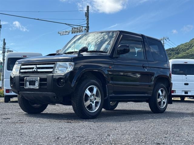 Mitsubishi PAJERO MINI 2011 — фото автомобиля