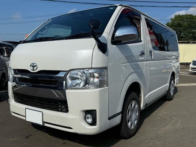 Toyota HIACE VAN 2019 — фото автомобиля 1