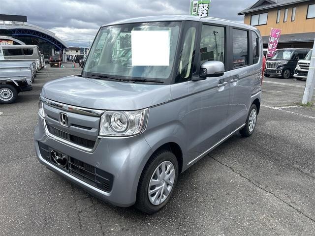 Honda N-BOX 2018 — фото автомобиля 1