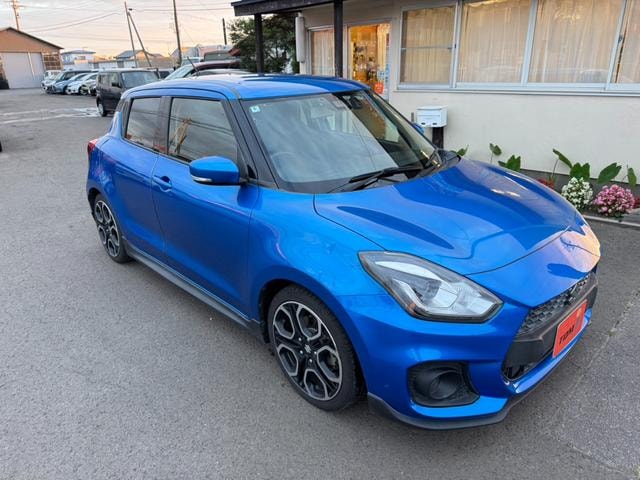 Suzuki SWIFT SPORT 2018 — фото автомобиля