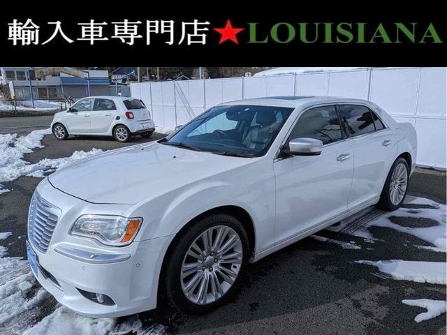 Chrysler 300 2014 — фото автомобиля