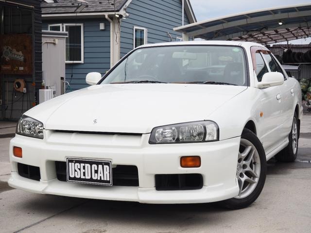 Nissan SKYLINE 1998 — фото автомобиля 1