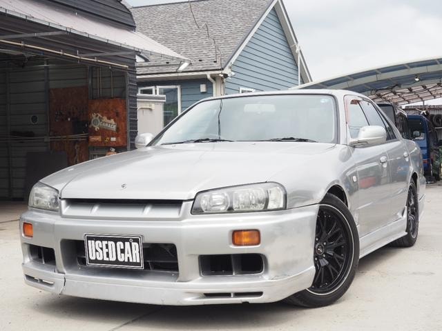 Nissan SKYLINE 2000 — фото автомобиля