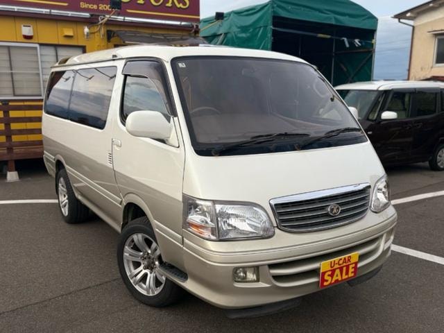 Toyota HIACE WAGON 2001 — фото автомобиля