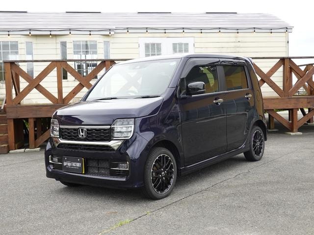 Honda N-WGN CUSTOM 2023 — фото автомобиля 1