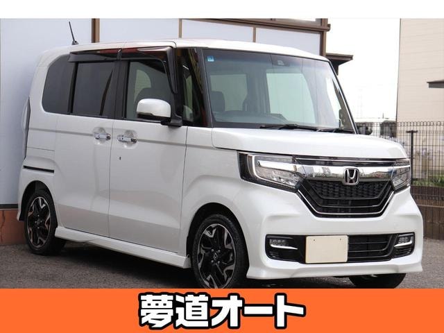 Honda N-BOX CUSTOM 2020 — фото автомобиля 1