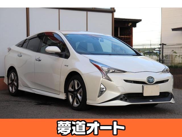 Toyota PRIUS 2016 — фото автомобиля 1