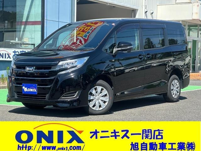 Toyota NOAH 2021 — фото автомобиля 1