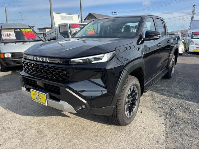 Toyota HILUX 2026 — фото автомобиля 1