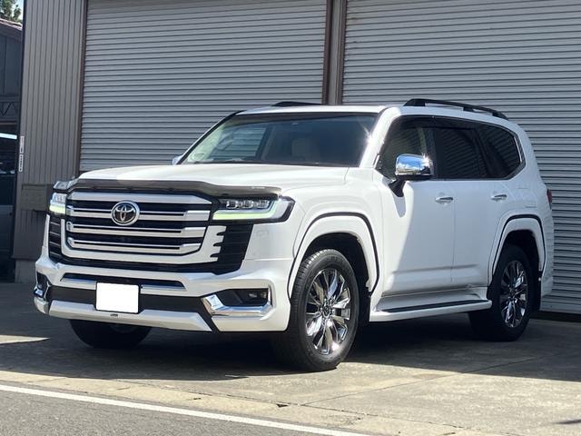 Toyota LAND CRUISER 2022 — фото автомобиля