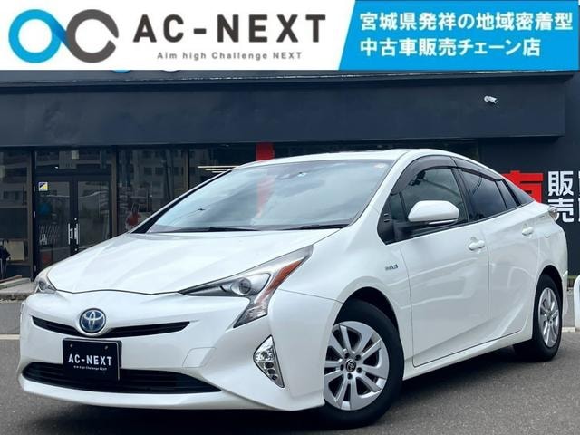Toyota PRIUS 2016 — фото автомобиля 1
