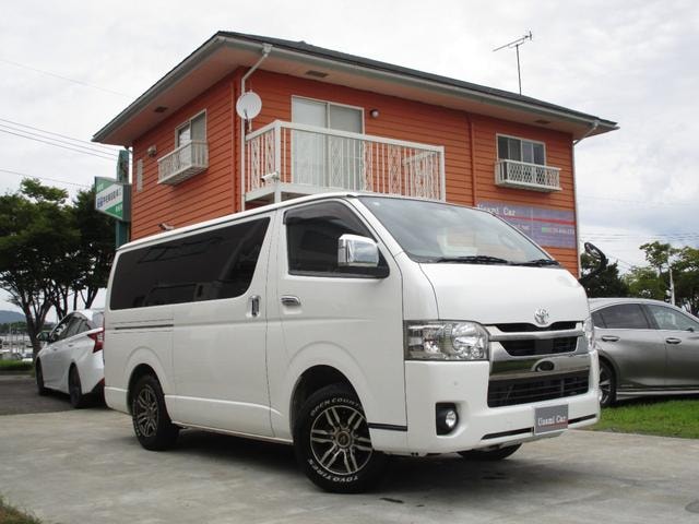 Toyota HIACE VAN 2021 — фото автомобиля 1