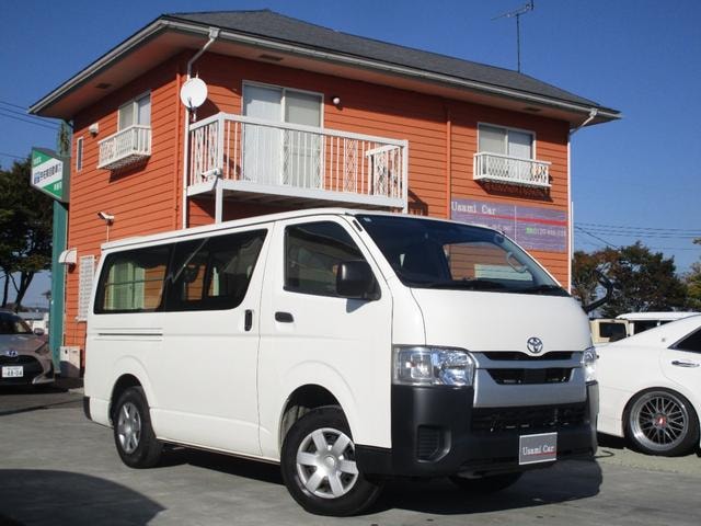 Toyota HIACE VAN 2022 — фото автомобиля 1