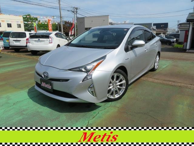 Toyota PRIUS 2016 — фото автомобиля 1