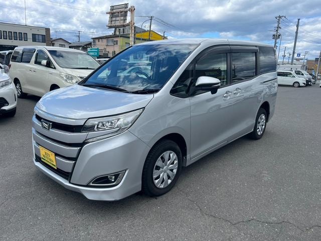 Toyota NOAH 2021 — фото автомобиля 1