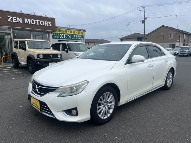 Toyota MARK X 2013 — фото автомобиля