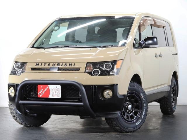 Mitsubishi DELICA D:5 2009 — фото автомобиля 1