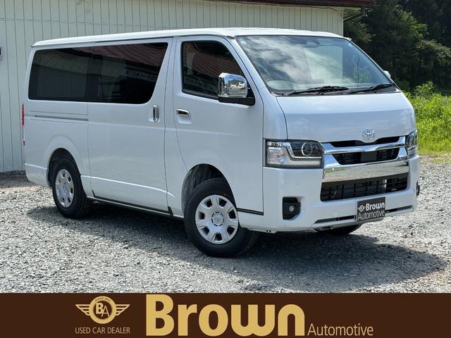 Toyota HIACE VAN 2026 — фото автомобиля 1