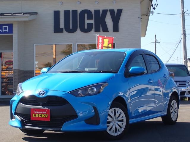 Toyota YARIS 2020 — фото автомобиля 1