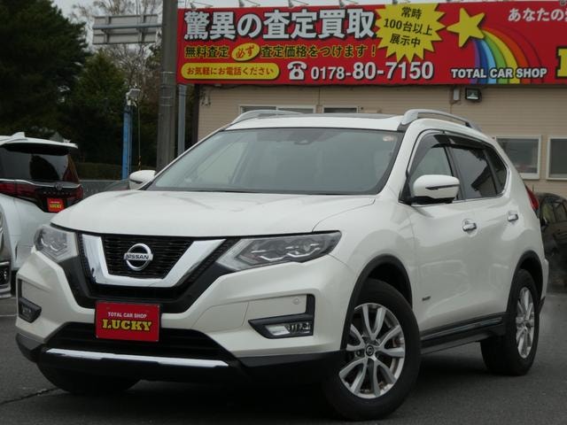 Nissan X-TRAIL 2017 — фото автомобиля