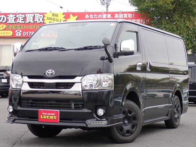 Toyota HIACE VAN 2020 — фото автомобиля