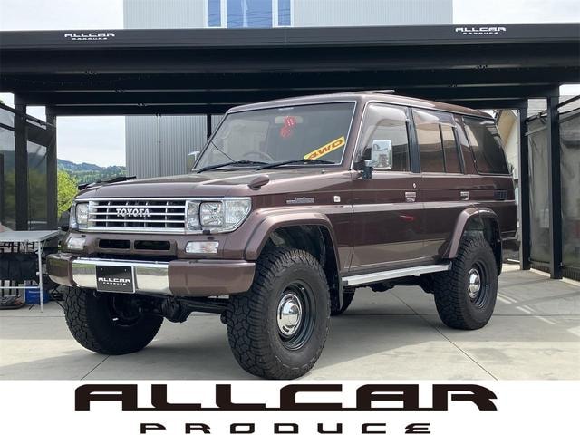 Toyota LAND CRUISER PRADO 1995 — фото автомобиля