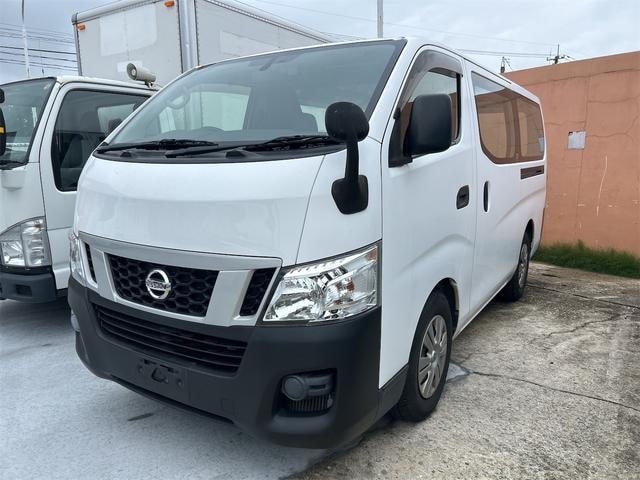 Nissan NV350CARAVAN VAN 2012 — фото автомобиля 1