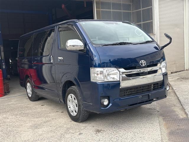 Toyota HIACE VAN 2018 — фото автомобиля