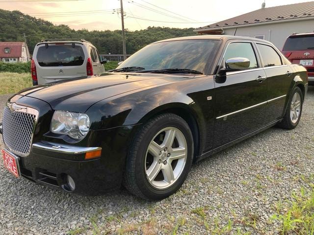 Chrysler 300C 2008 — фото автомобиля 1