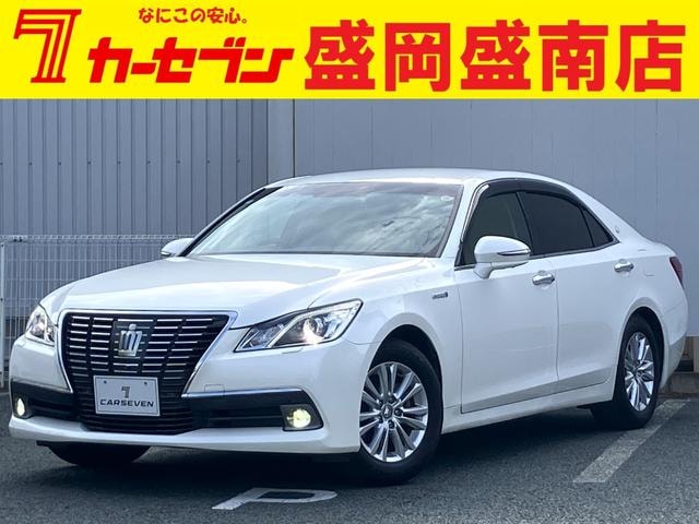 Toyota CROWN HYBRID 2014 — фото автомобиля