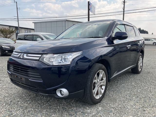 Mitsubishi OUTLANDER 2013 — фото автомобиля 1