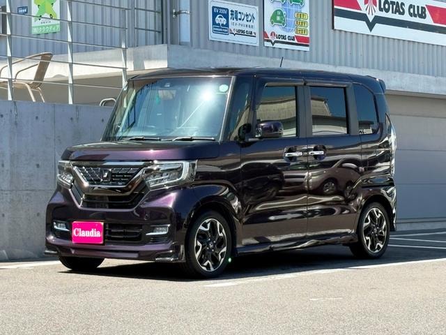 Honda N-BOX CUSTOM 2017 — фото автомобиля 1