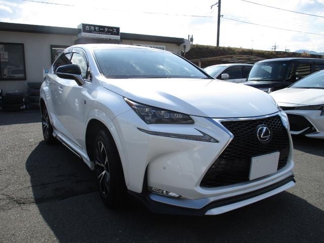 Lexus NX 2015 — фото автомобиля 1