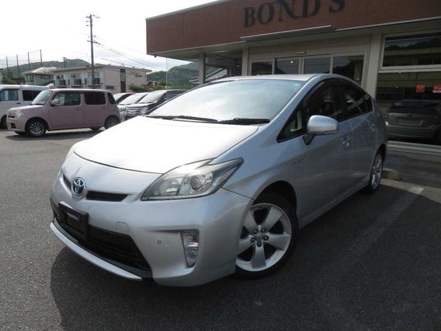 Toyota PRIUS 2015 — фото автомобиля 1