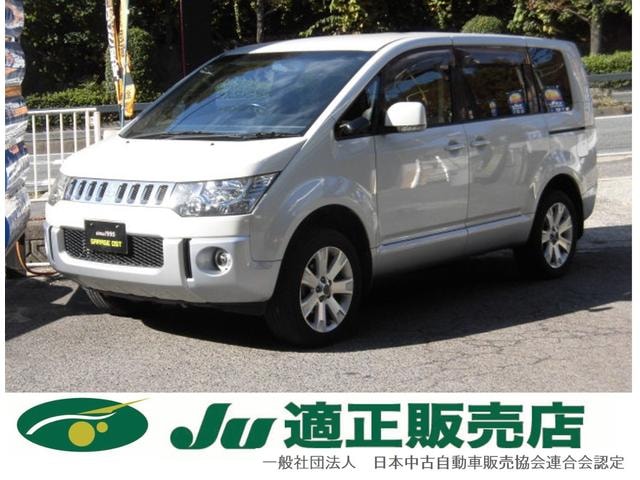 Mitsubishi DELICA D:5 2012 — фото автомобиля 1