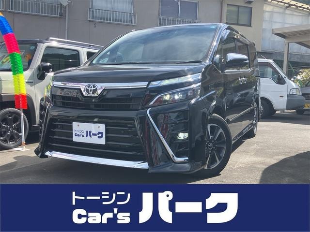 Toyota VOXY 2021 — фото автомобиля 1