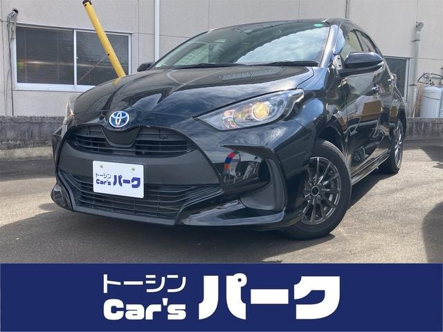 Toyota YARIS 2021 — фото автомобиля 1