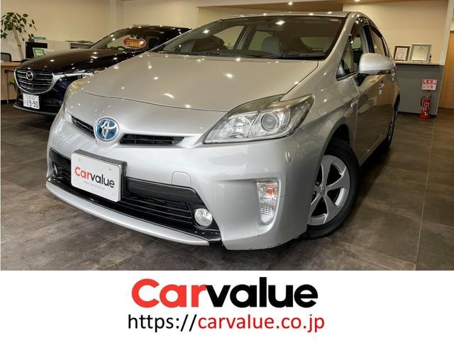 Toyota PRIUS 2012 — фото автомобиля
