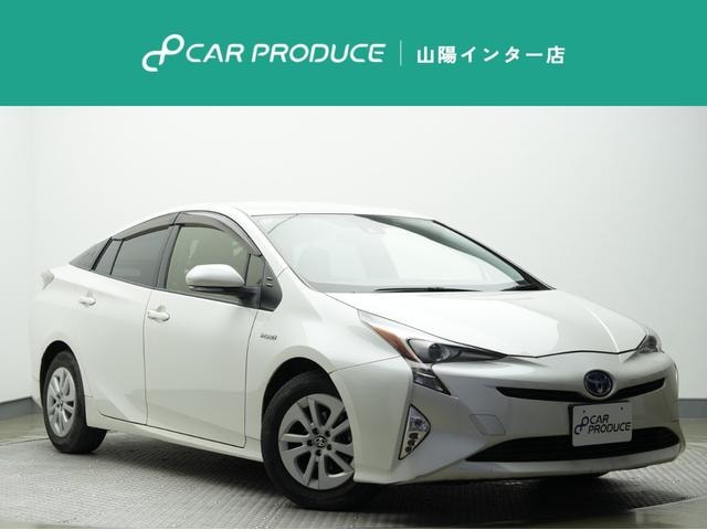 Toyota PRIUS 2017 — фото автомобиля