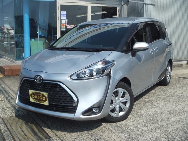 Toyota SIENTA 2019 — фото автомобиля 1